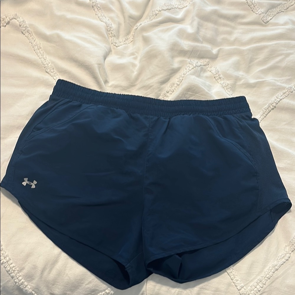 Under Armour Blue Athletic Shorts Moisture-Wicking Performance